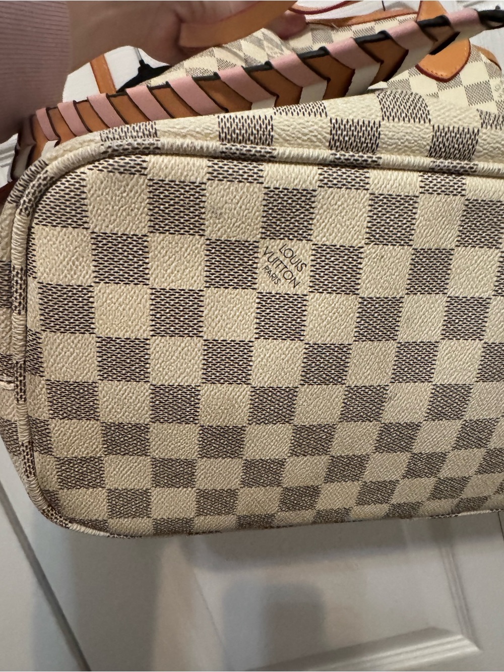 Louis Vuitton never full Neutral Checkered Tote Bag with Tan Trim - Picture 11 of 12